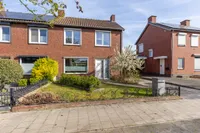 Ruys de Beerenbroucklaan 35, Urmond