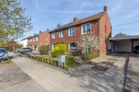Ruys de Beerenbroucklaan 35, Urmond
