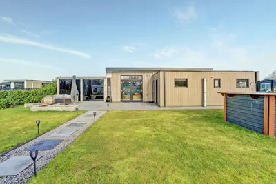 Raakeindse Kerkweg 71 b190, 5124RZ, Molenschot, Noord-Brabant