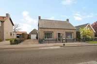 Moleneindsestraat 32, Hoeven