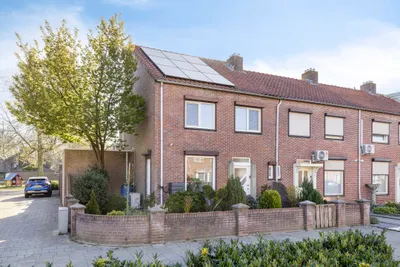 Prof. R. Regoutstraat 33, 5684TL, Best, Noord-Brabant