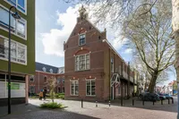Weeshuisplein 18, Vlaardingen