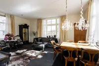 Weeshuisplein 18, Vlaardingen