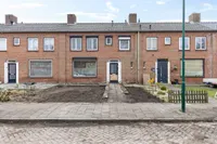 Saksen Weimarstraat 27, Rijen