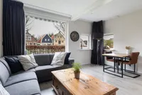 Claes Barthoutstraat 2, St.-jacobiparochie
