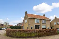 Claes Barthoutstraat 2, St.-jacobiparochie