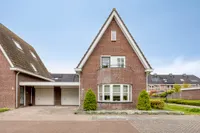W.F. Hermanslaan 28, Kloetinge