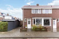 Jan van Nassaustraat 2, Zwijndrecht
