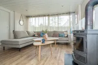 Bongerd 48, Renesse
