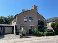Elbeplantsoen 73, Helmond