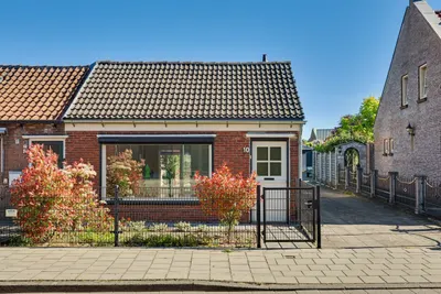 Singelweg 10, 4571KD, Axel, Zeeland