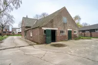 Enge Steeg 4, Leunen
