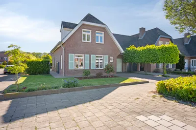Gaarstraat 10, 6121HG, Born, Limburg