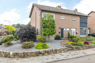 Burgemeester Hamersstraat 1, 6151EP, Munstergeleen, Limburg