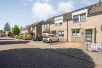 Julius de Haasstraat 25, Vriezenveen