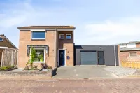 Zandkreekstraat 14, Lewedorp