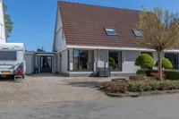 De Buizerd 32, Surhuisterveen