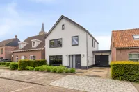 Lewestraat 7, Kloetinge