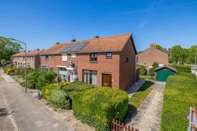 Prins Bernhardstraat 2, 3251XJ, Stellendam, Zuid-Holland