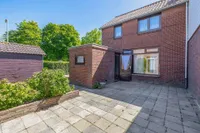 Prins Bernhardstraat 2, Stellendam