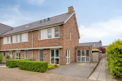 Dominicus van Ophovenstraat 77, 5462HX, Veghel, Noord-Brabant