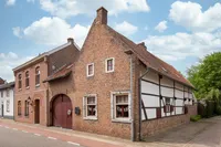 Hellebroek 49, Nuth