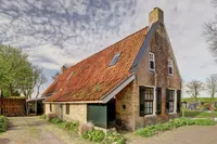 Buren 24, Gaast