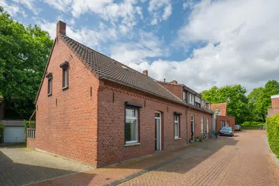 Veestraat 9, 5971BE, Grubbenvorst, Limburg