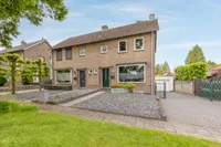 Meeuwenlaan 61, Geleen