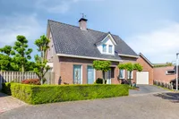 Marie Curiestraat 14, Vlierden