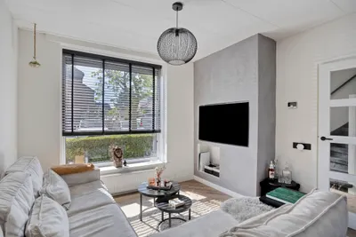 Overhandstraat 28, 3195SG, Pernis Rotterdam, Zuid-Holland