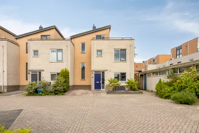Friezengaarde 2, 2408TT, Alphen Aan Den Rijn, Zuid-Holland