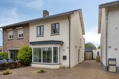 Houtse Parallelweg 88, 5706AD, Helmond, Noord-Brabant