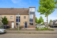 Van den Broek-erf 145, Dordrecht