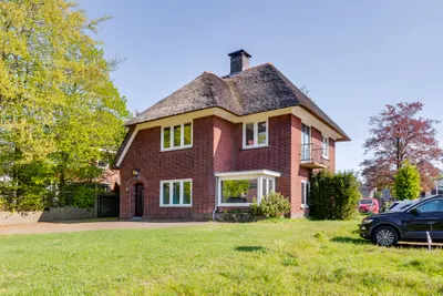 Raadhuisstraat 6, 7131CM, Lichtenvoorde, Gelderland