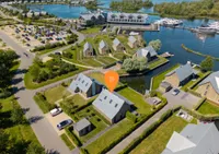 Oesterdam 215, Tholen
