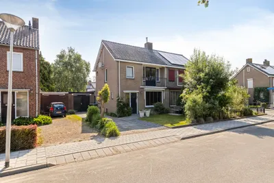 Van Gaverenlaan 30, 4651CT, Steenbergen, Noord-Brabant