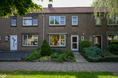 Zwaluwstraat 5, 6165TE, Geleen, Limburg