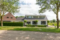 Leedijkerhout 13, Houten