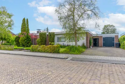 De Omloop 10, 9231BL, Surhuisterveen, Friesland
