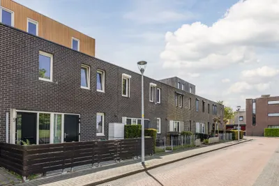 Laagveld 9, 2151JJ, Nieuw-vennep, Noord-Holland