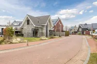 Esrand 2, Deurningen