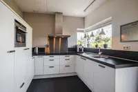 Laan van de Charleston 8, Apeldoorn