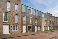 Beneluxlaan 592, Almere