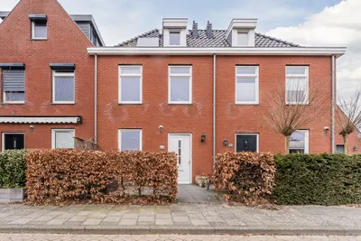 van Riemsdijklaan 123, 1945XM, Beverwijk, Noord-Holland