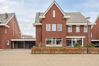 Gording 48, Uden