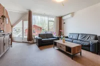 Valkenier 7, Rhoon