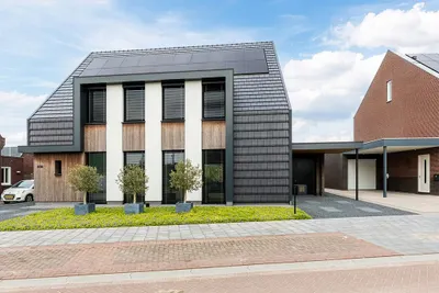 Kapelaan Slotsstraat 80, 5971LG, Grubbenvorst, Limburg