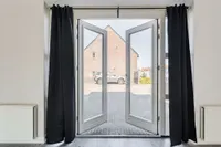 Burgemeester Klinkhamerweg 2, Zevenhuizen