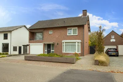 Dokter Rauppstraat 1 a, 5571CD, Bergeijk, Noord-Brabant
